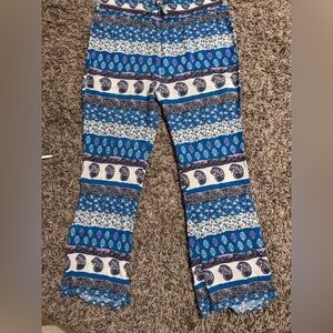 Women’s American Eagle Blue Patterned Bottoms, size L